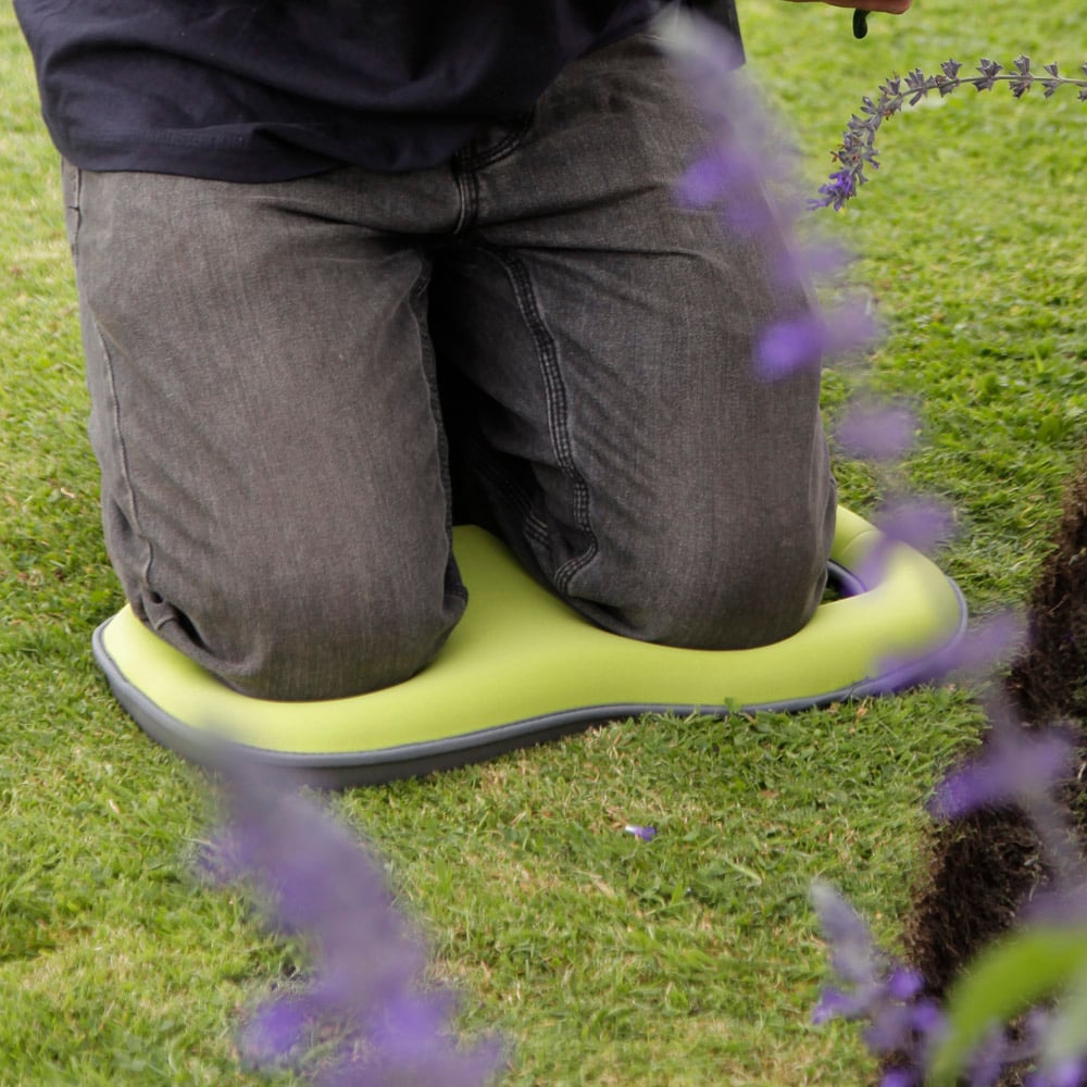 Spear & Jackson Light Green 5 Layer Garden Kneeling Pad Image 2