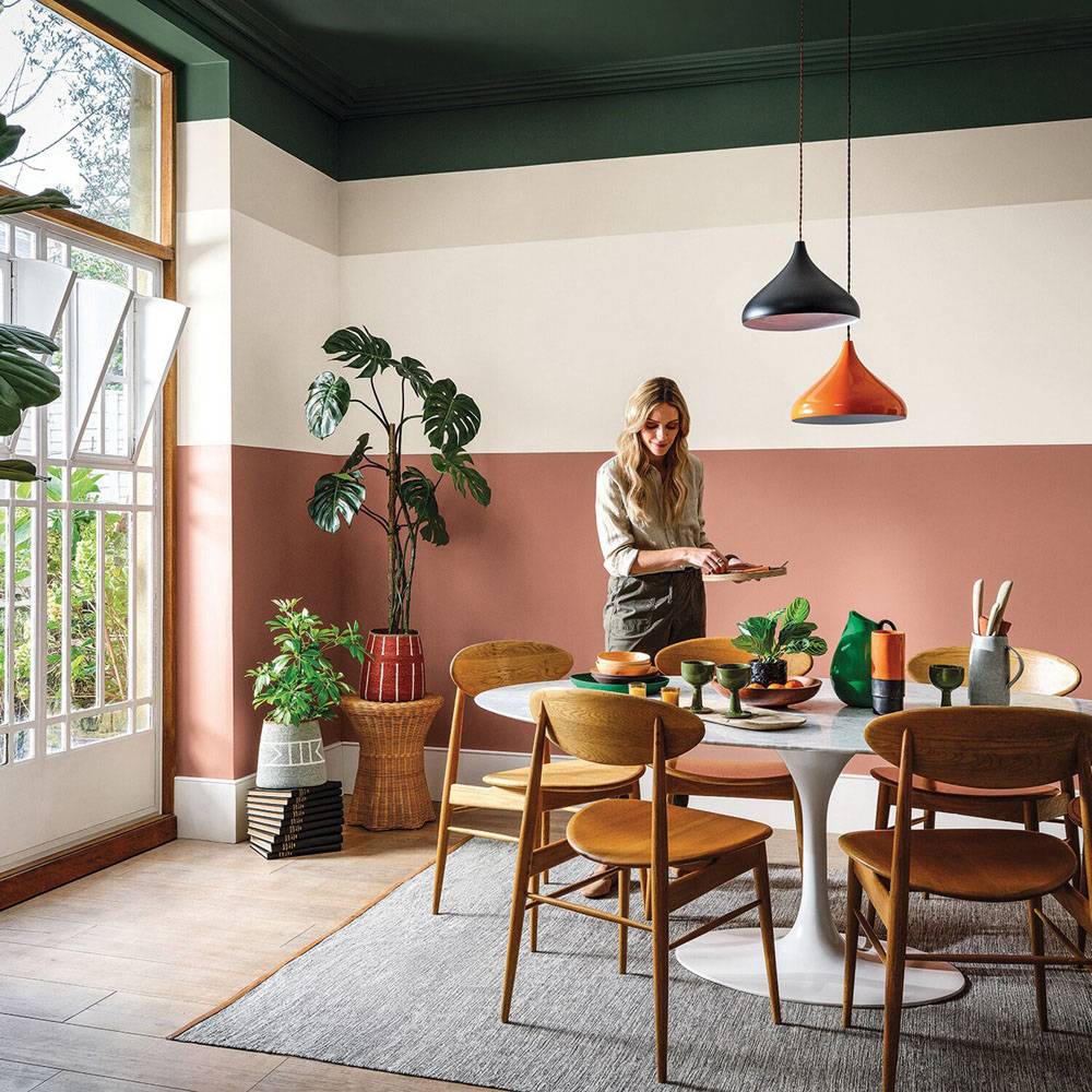 Crown Walls and Ceilings Gentle Hush Matt Emulsion Paint 2.5L Image 4