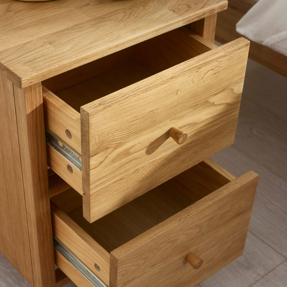 Julian Bowen Coxmoor 2 Drawer Oak Bedside Table Image 5