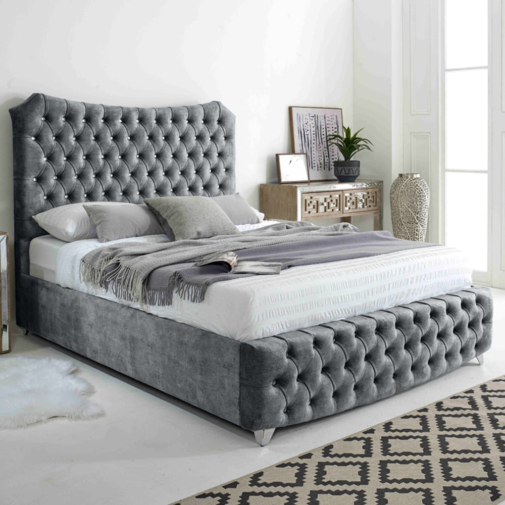 Eleganza Valentino King Size Silver Marble Fabric Bed with Chesterfield Headboard and Footboard Image 1