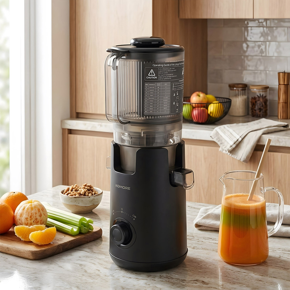 Komore EK090049 Black Slow Masticating Cold Press Juicer with 130mm Chute 300W Image 7