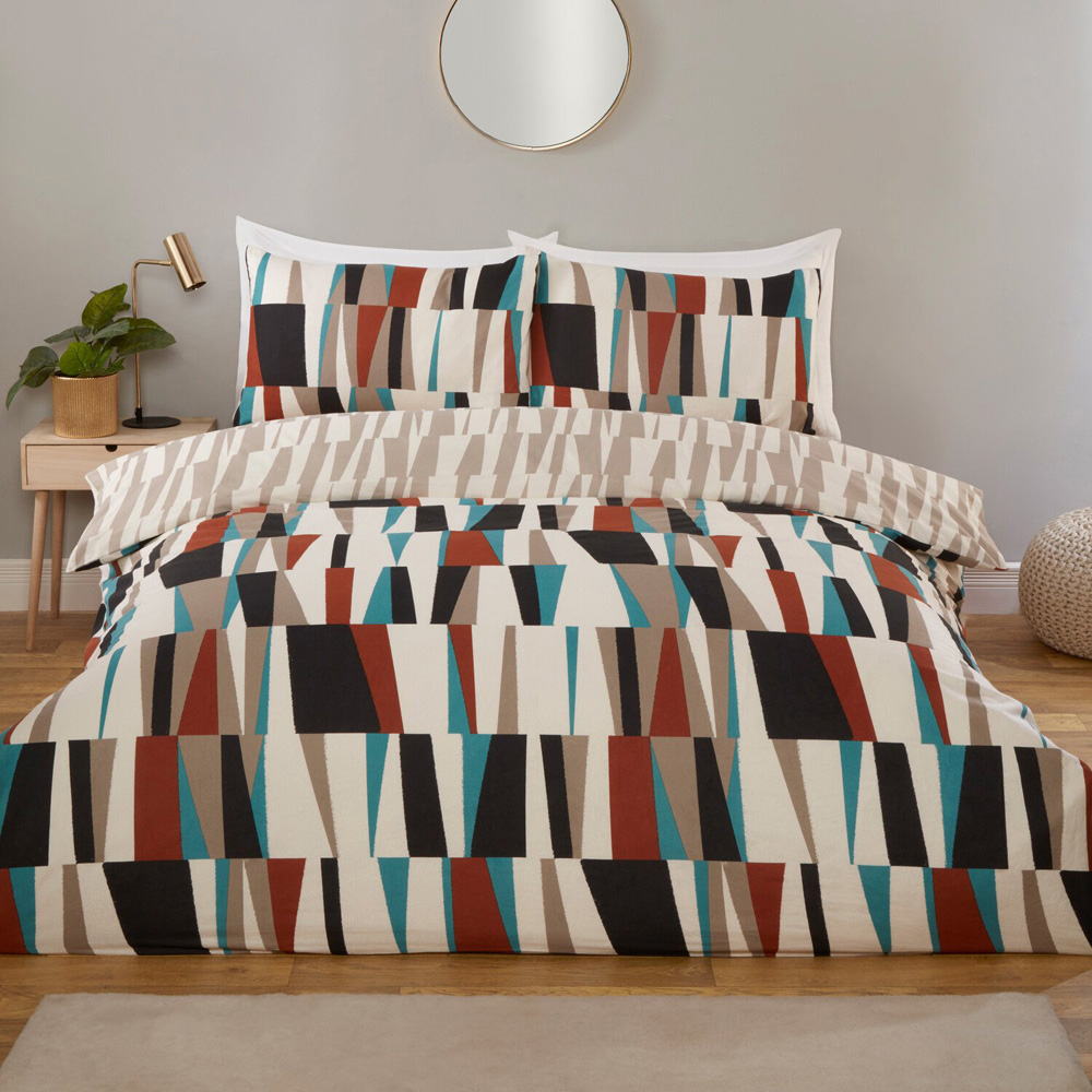 Ezra Geometric Duvet Set Beige Superking Image 1