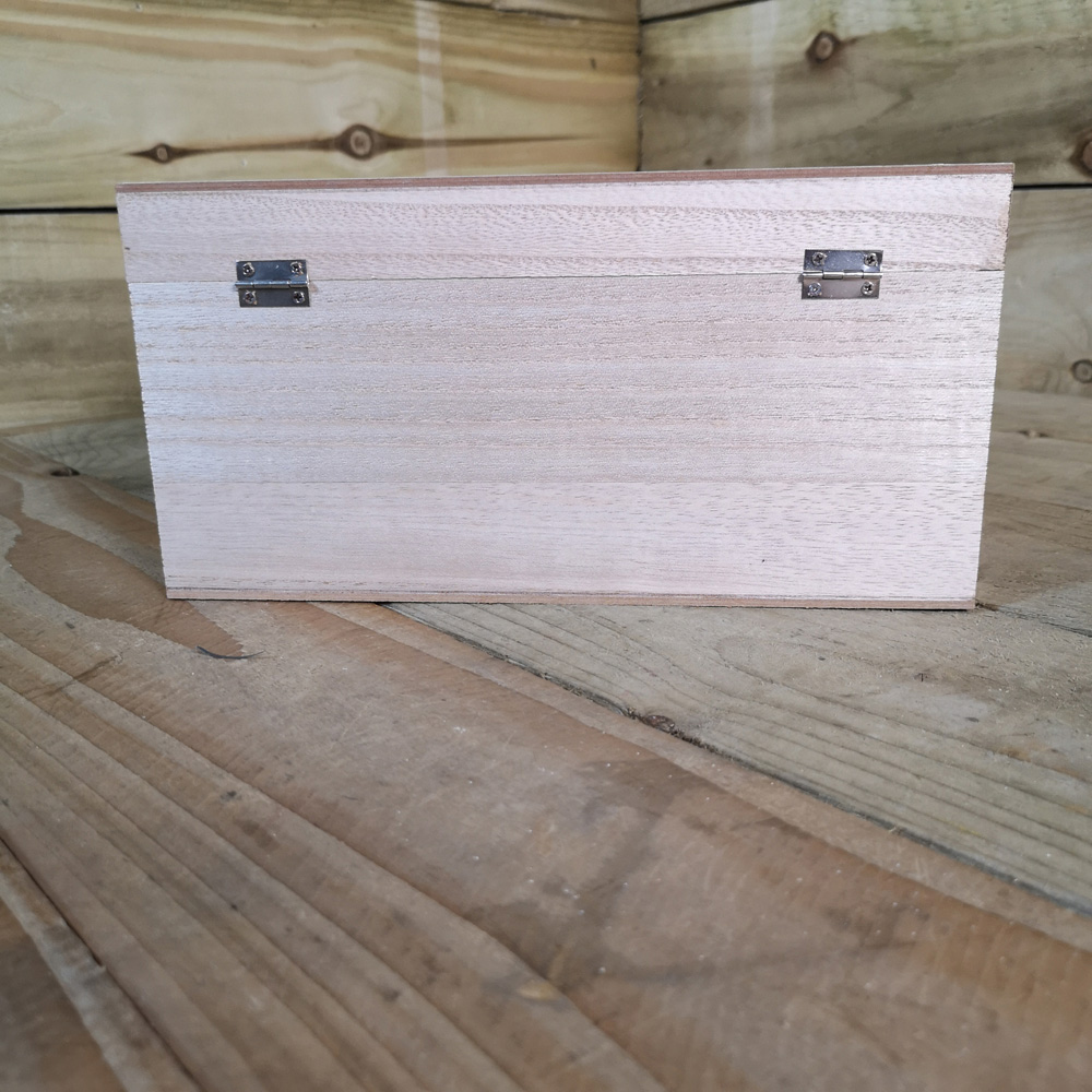 Samuel Alexander Wooden Christmas Eve Gift Box with Personalisable Name Plate 14 x 28 x 21cm Image 5