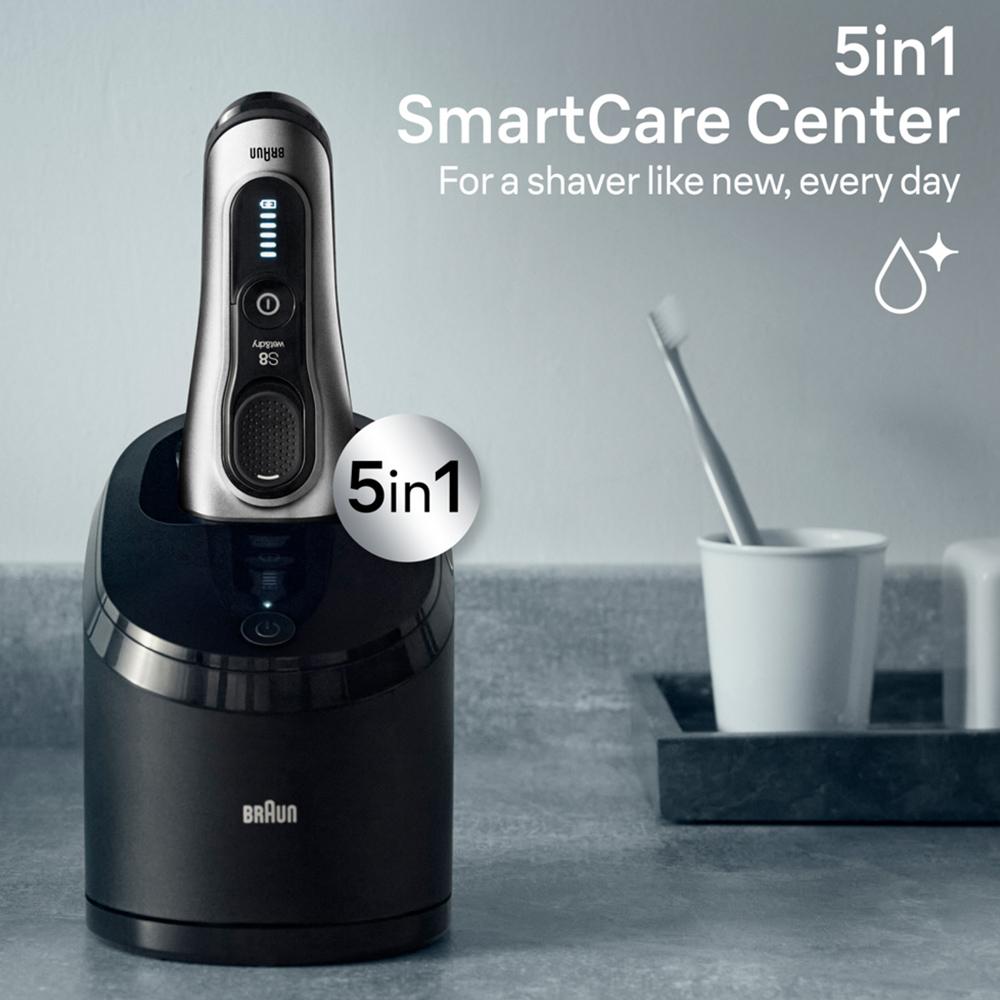 Braun Series 8 8567cc Silver Wet and Dry Electric Razor Image 5