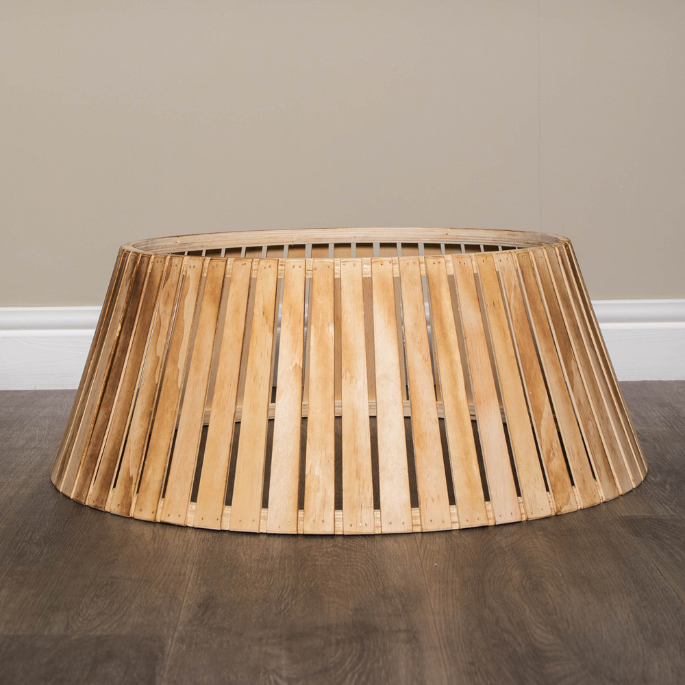 Samuel Alexander Large Wooden Christmas Tree Skirt 25 x 65cm Image 7