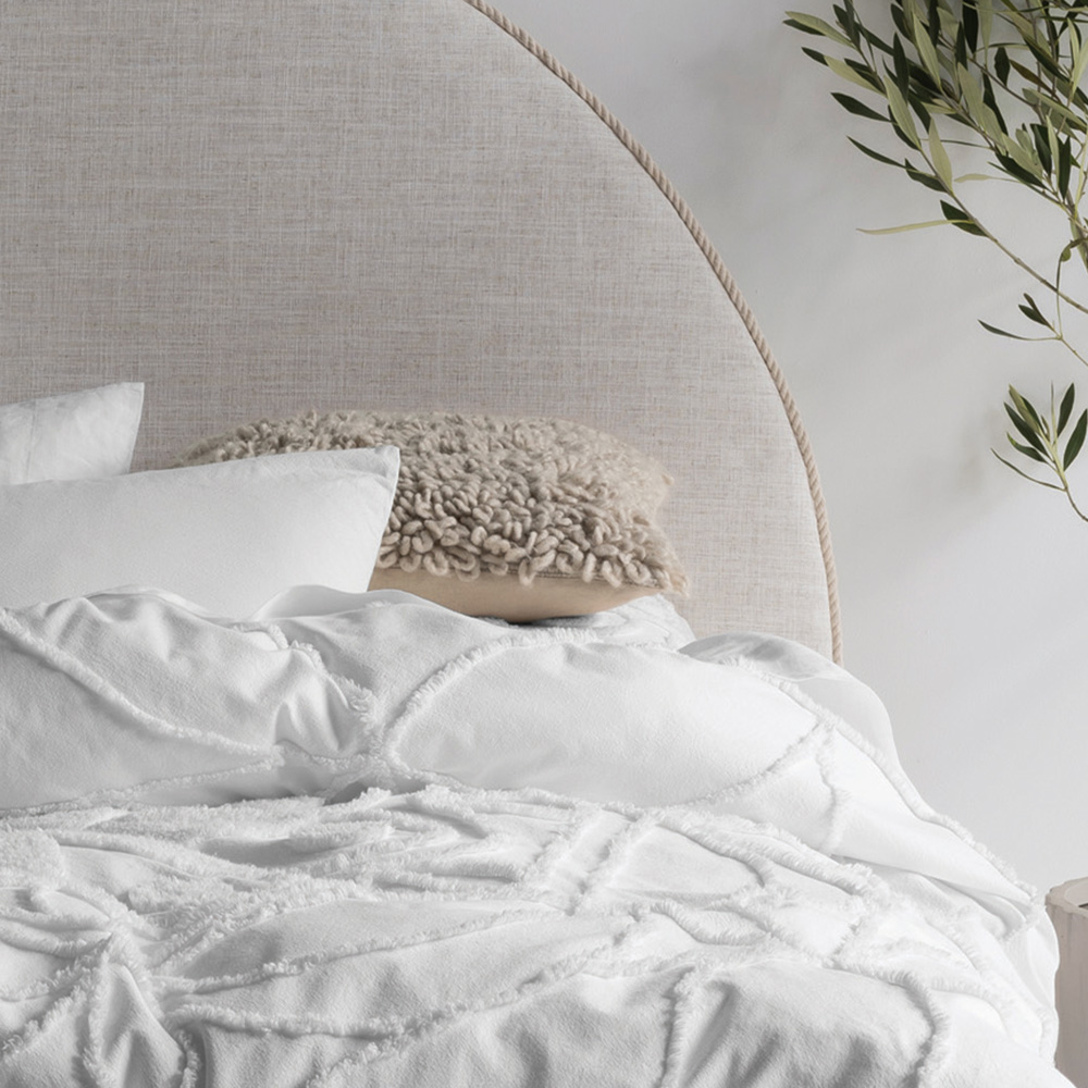 Linen House Manisha King Size Tufted Duvet Cover Set Image 3
