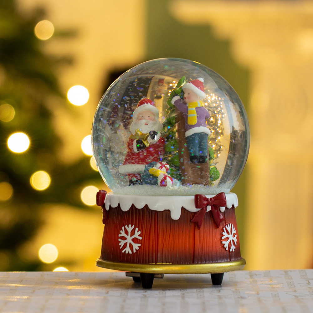 The Christmas Workshop Wind Up Musical Santa Snow Globe Decoration Image 2