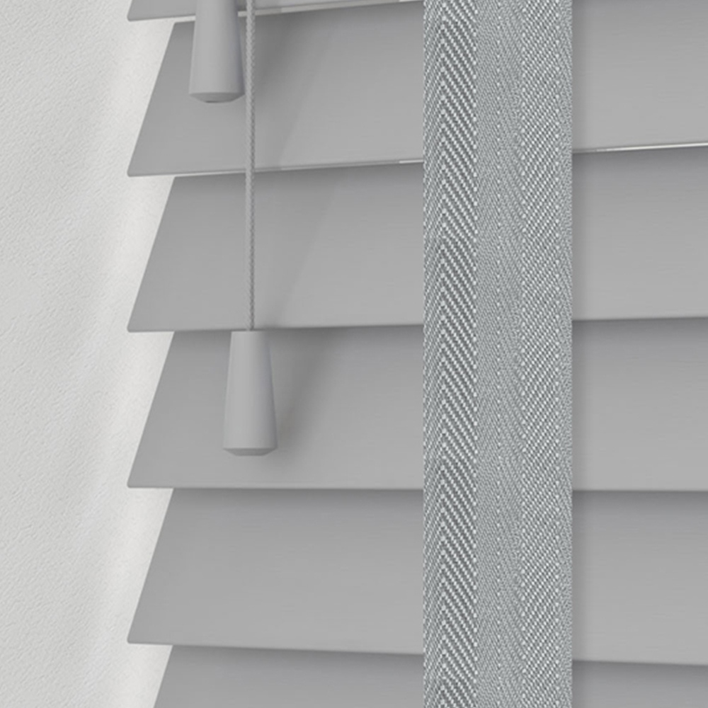 Caecus Real Wood Tape Venetian Blind Grey 135 x 200cm Image 2