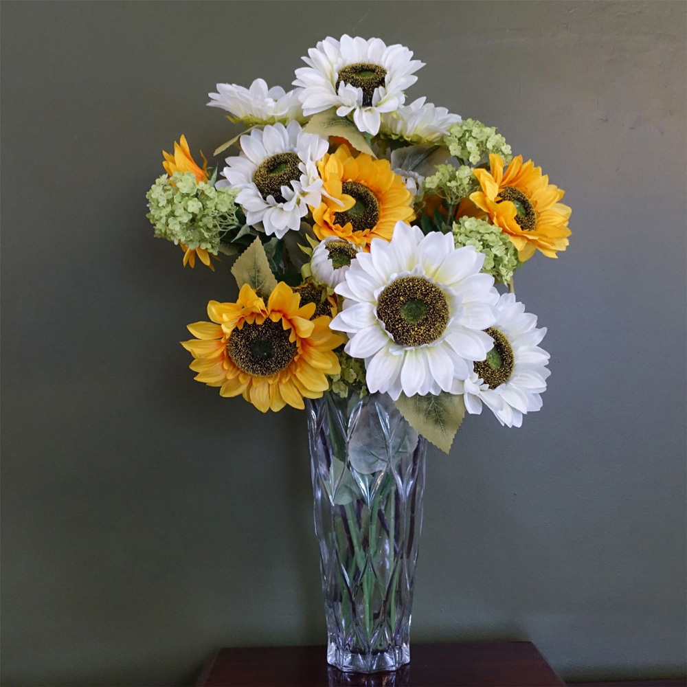 Botanik Clear Chunky Ridged Glass Vase 35cm Image 2