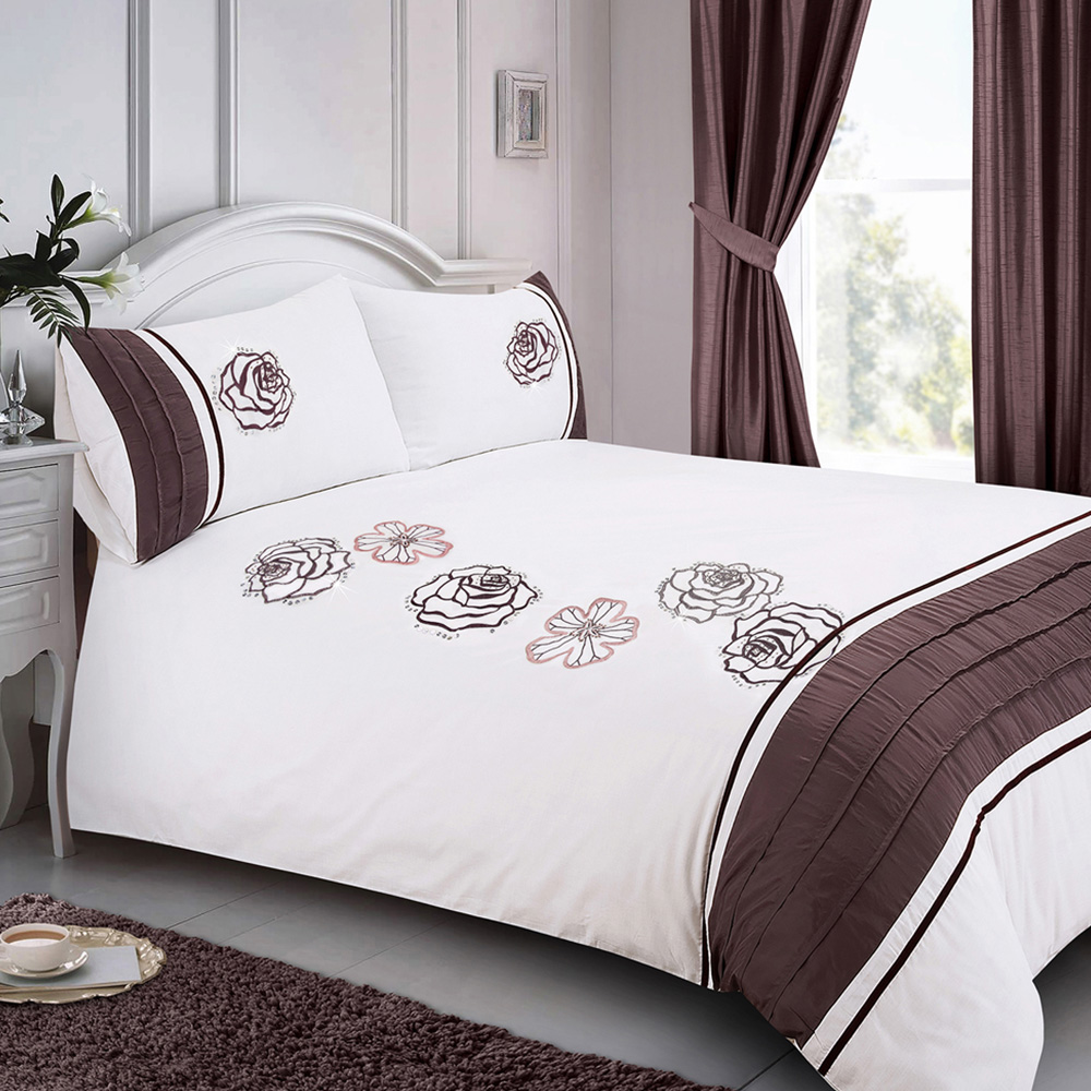 Intimates Florentine King Size Duvet Set Image 1