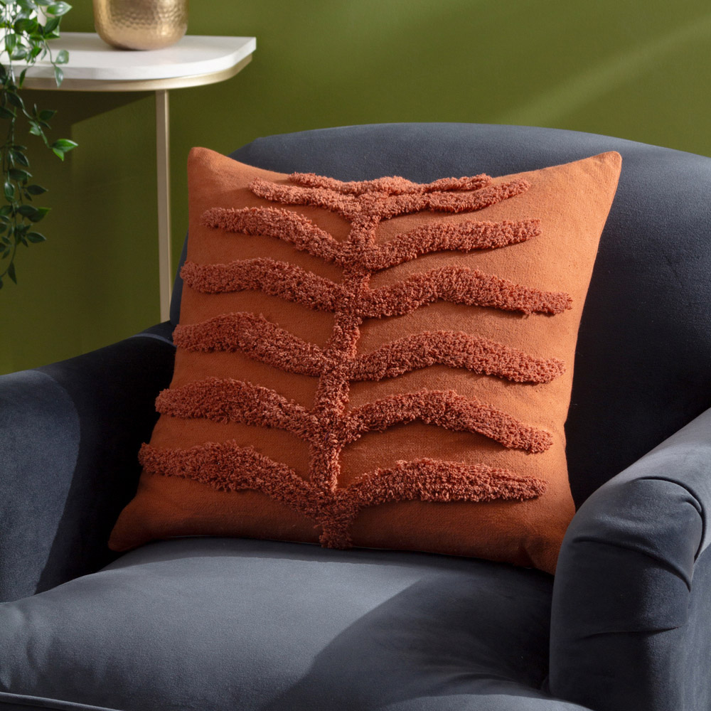 furn. Dakota Rust Tufted Cushion Image 2