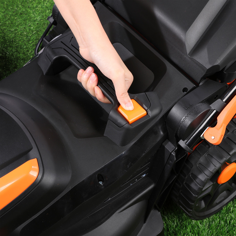 Yard Force LM C37B 40V 37cm Cordless Lawnmower Image 7