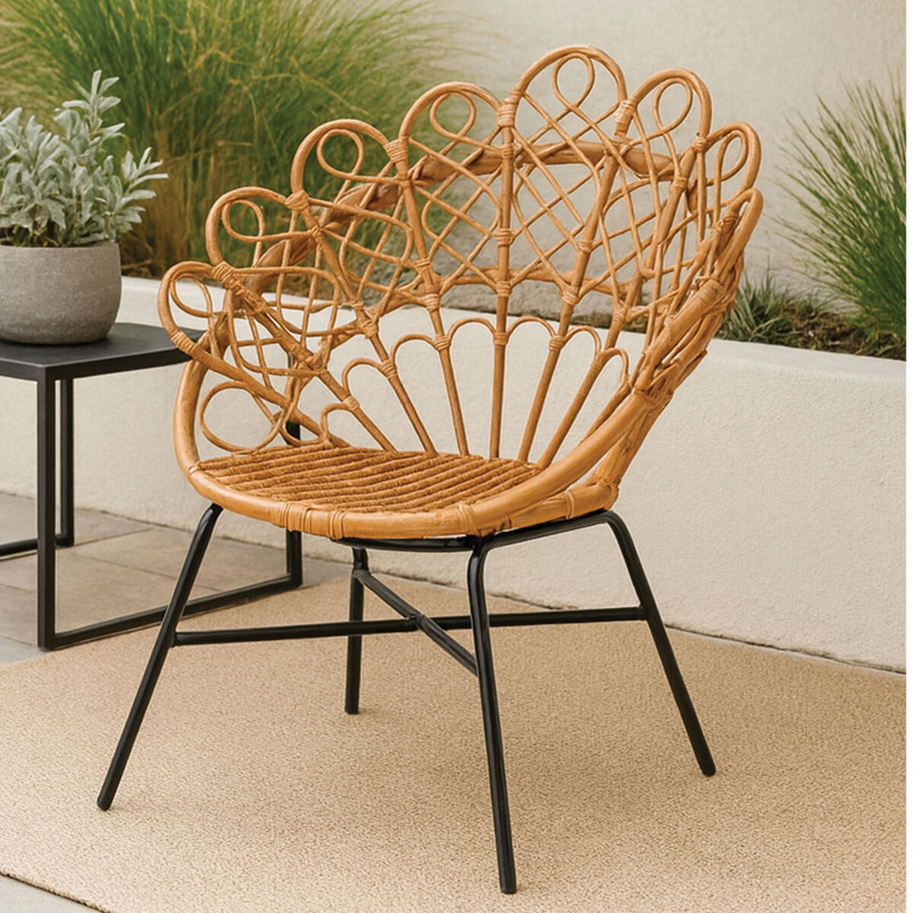 Premier Housewares Java Natural Rattan Peacock Chair Image 4