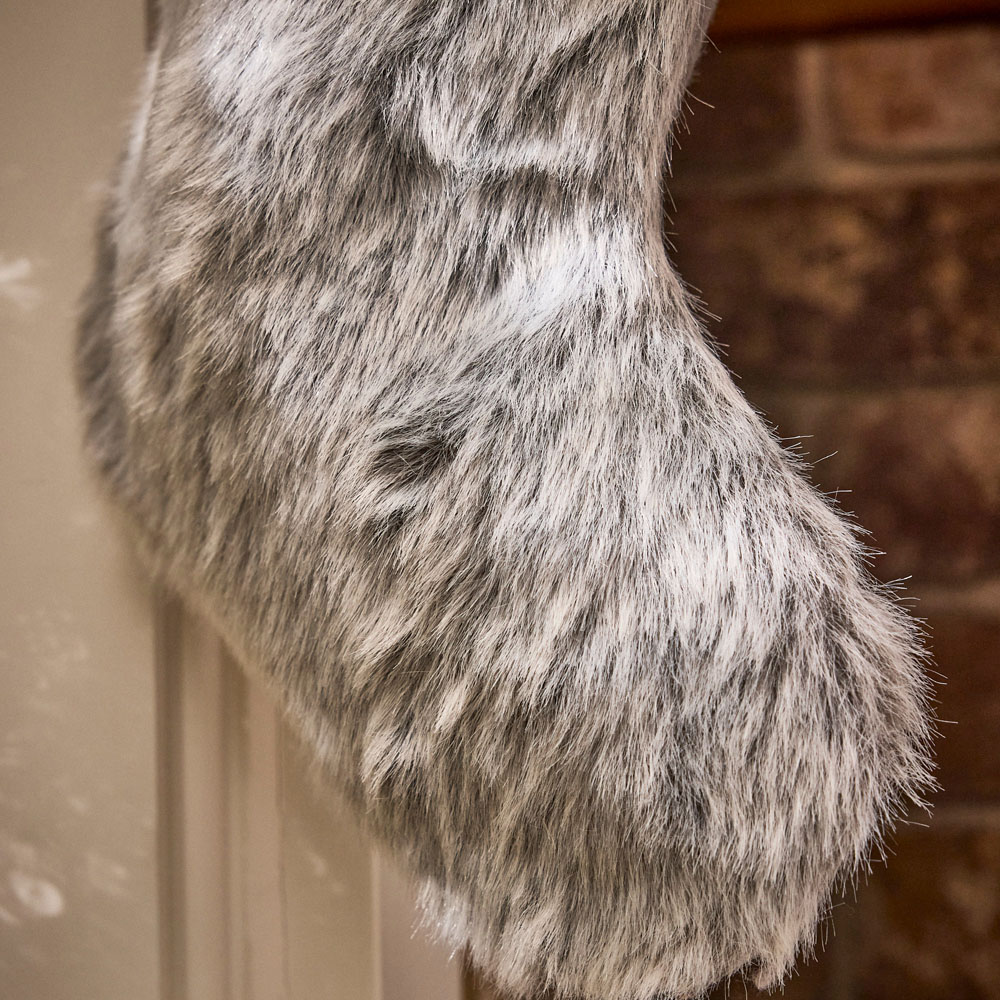 Dibor Beresford Grey Faux Fur Stocking Image 4