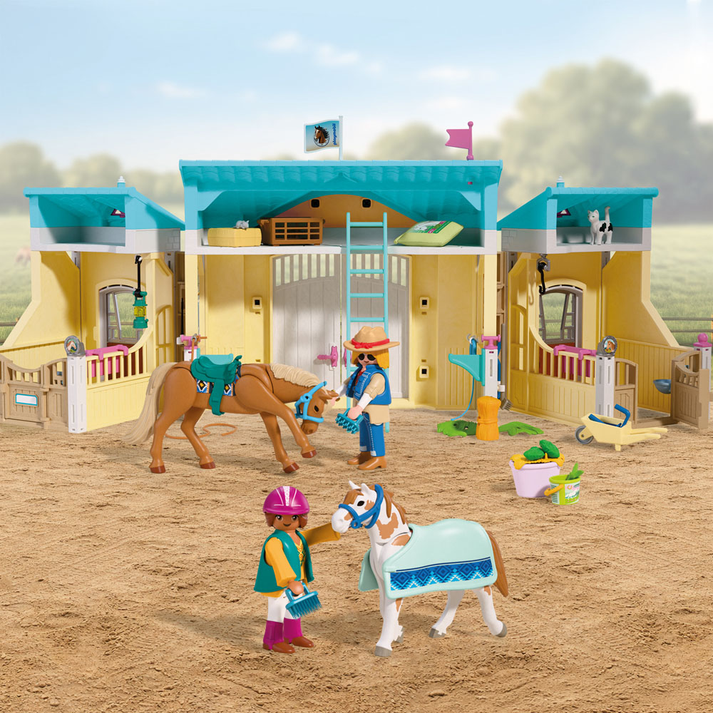 Playmobil Large Riding Stable Play Set Image 6