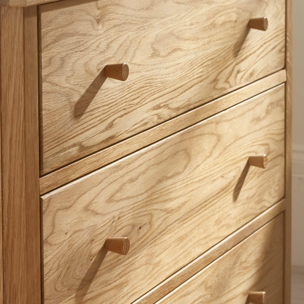 Julian Bowen Coxmoor 5 Drawer Oak Wide Chest of Drawers Image 3