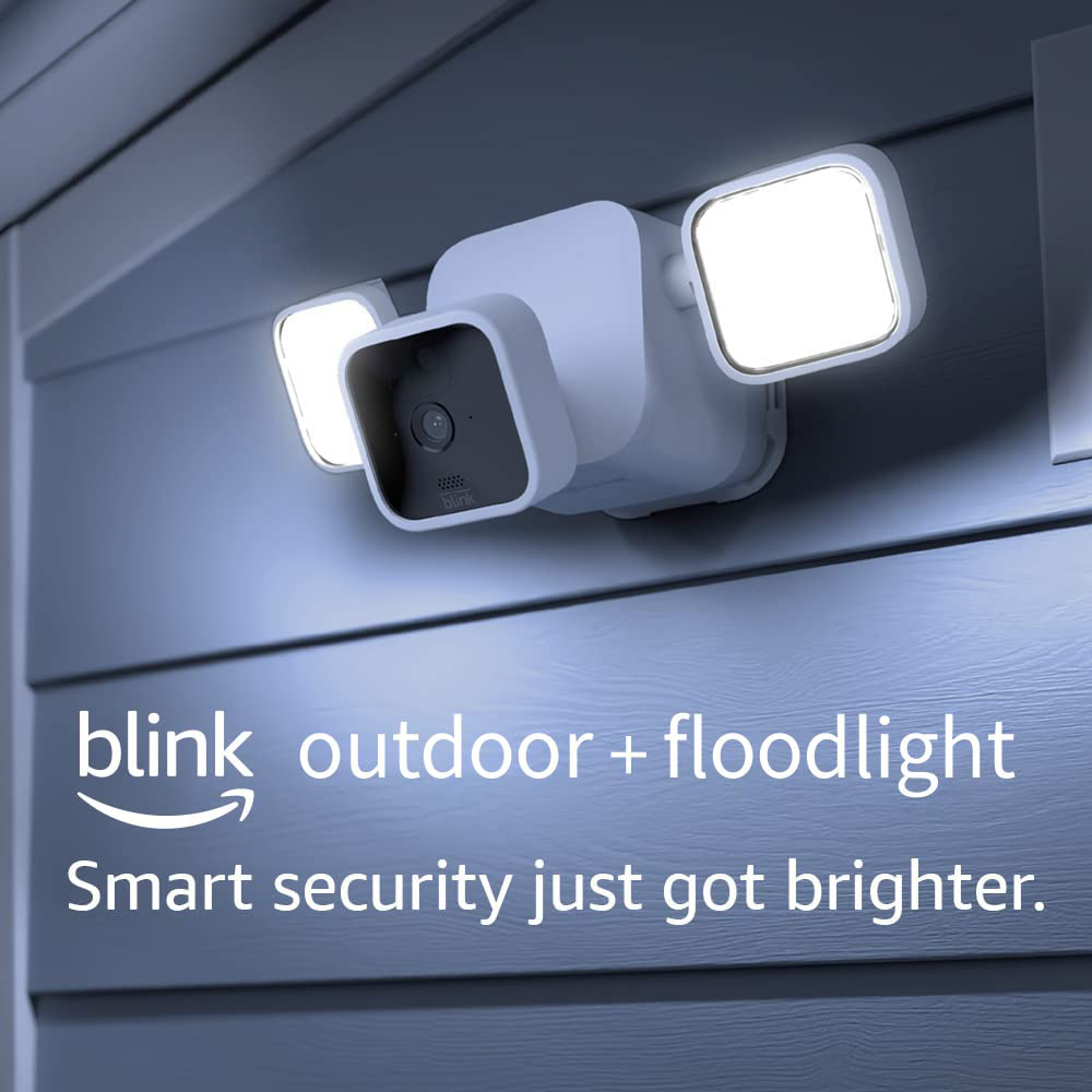 Blink White Outdoor Floodlight Camera Image 4