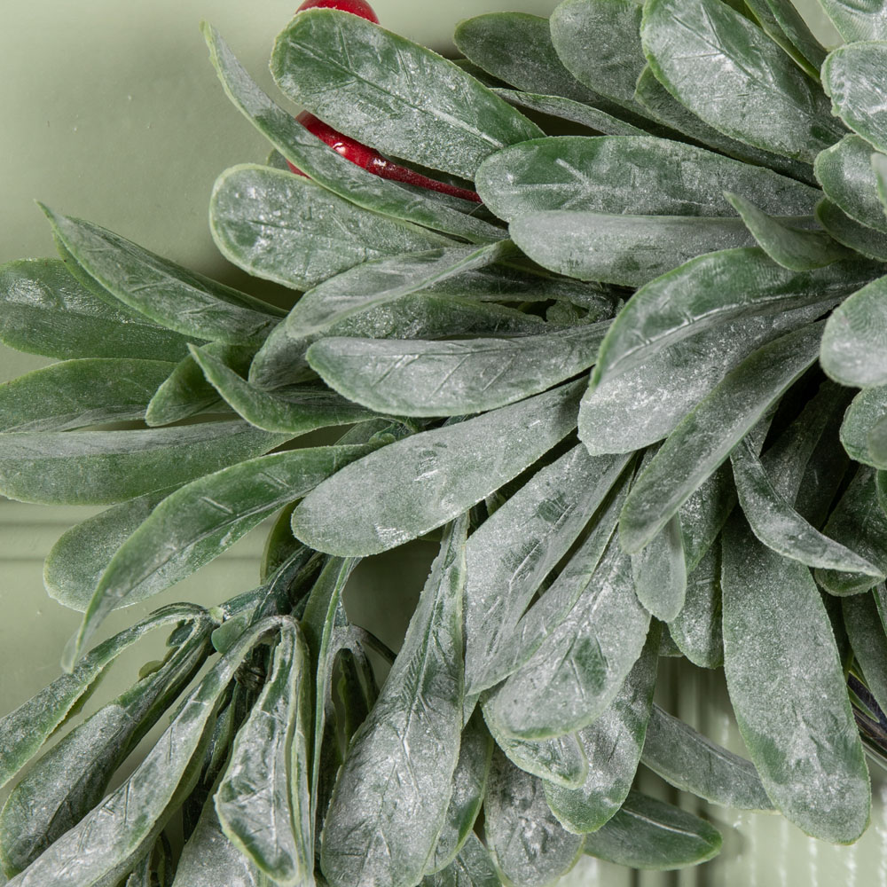 Samuel Alexander Wreath with Red Berries 35cm Image 7