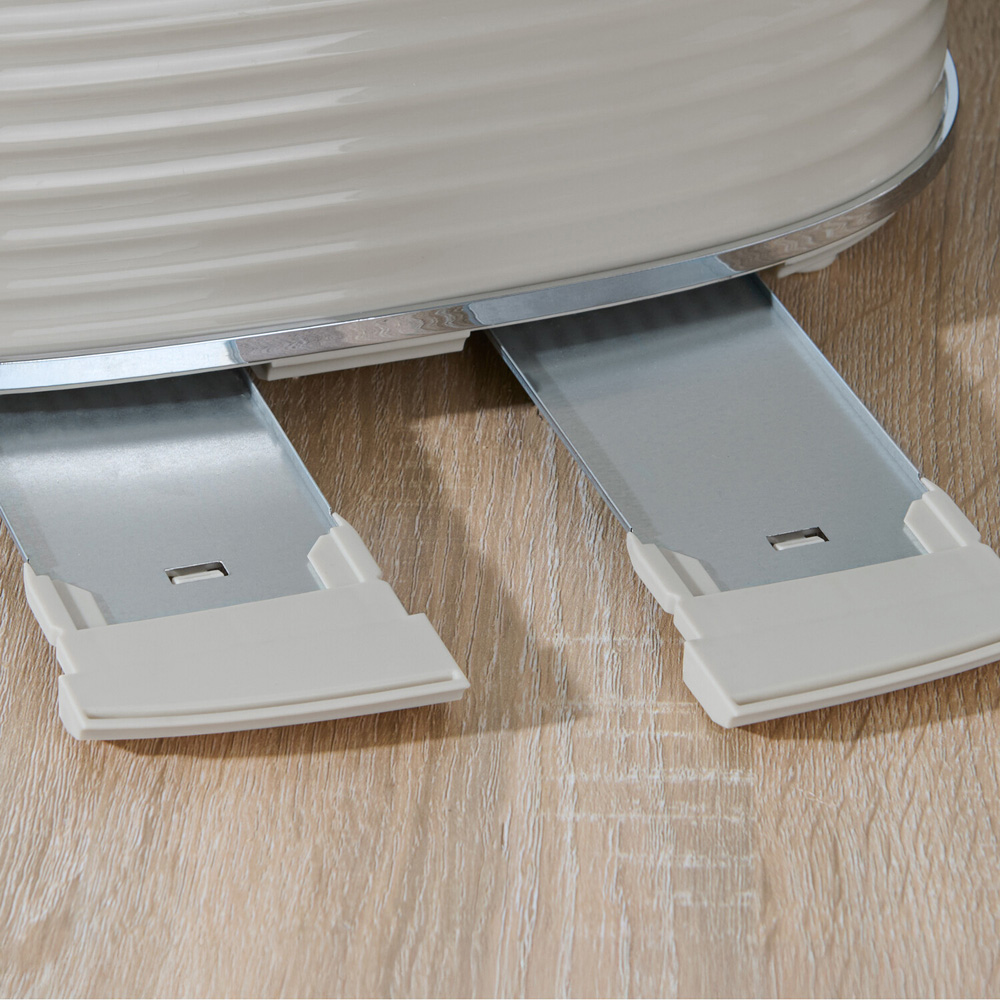 Kitchen Master 4 Slice Stainless Steel Toaster Putty Grey Image 7