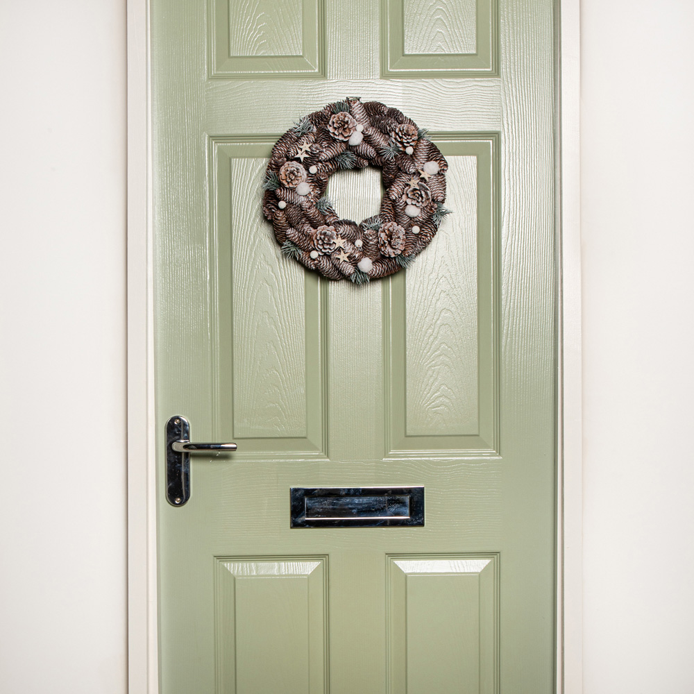 Samuel Alexander Frosted Christmas Wreath with Pine Cones and Wooden Stars 36cm Image 7