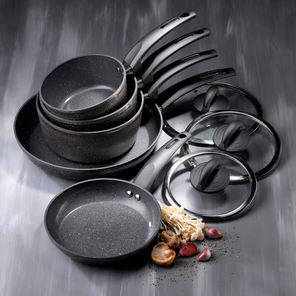 Tower Cerastone 32cm Black Forged Aluminium Non-Stick Frying Pan Image 7