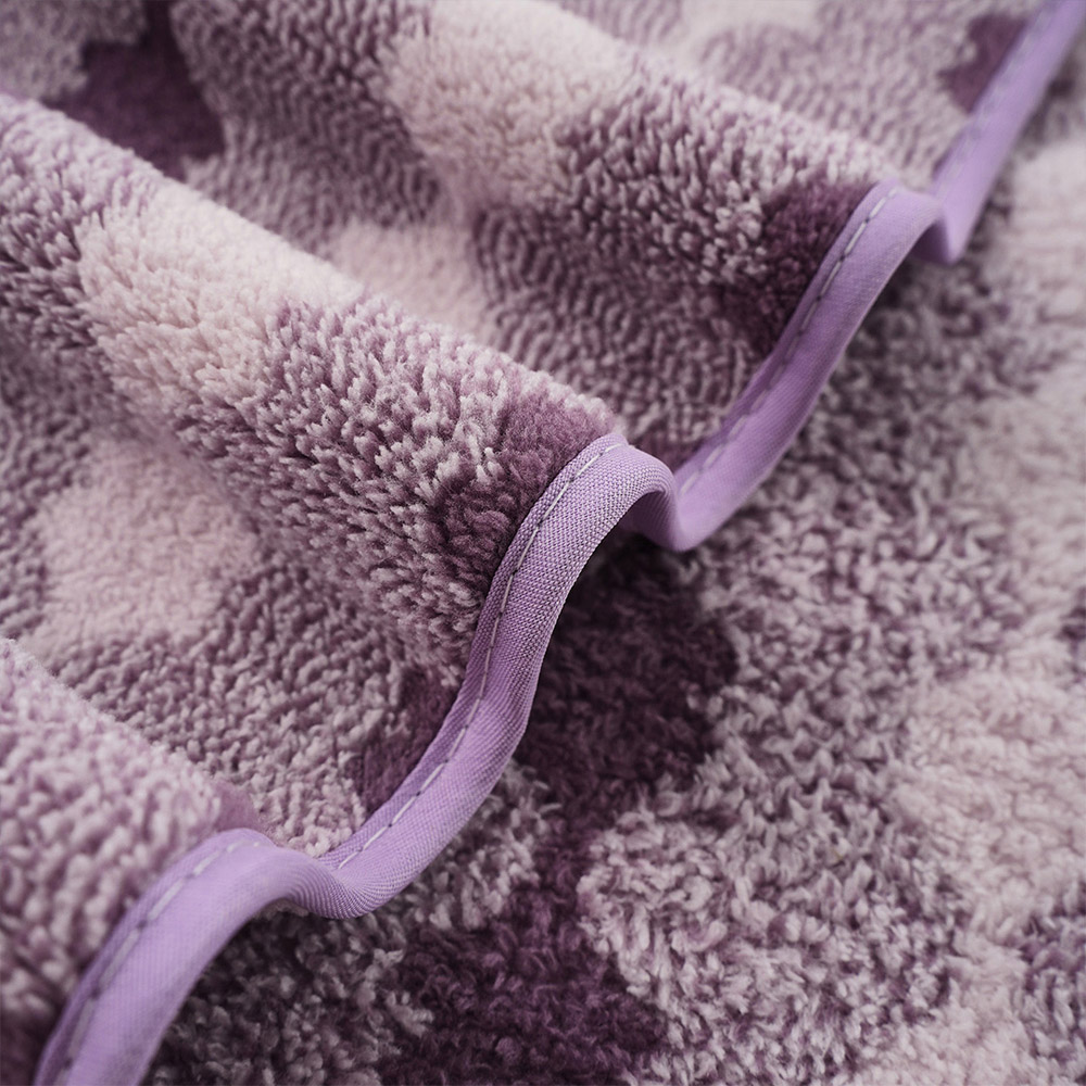 Living and Home Soft Polyester Purple Zigzag Wave Towel Set of 4 Image 6