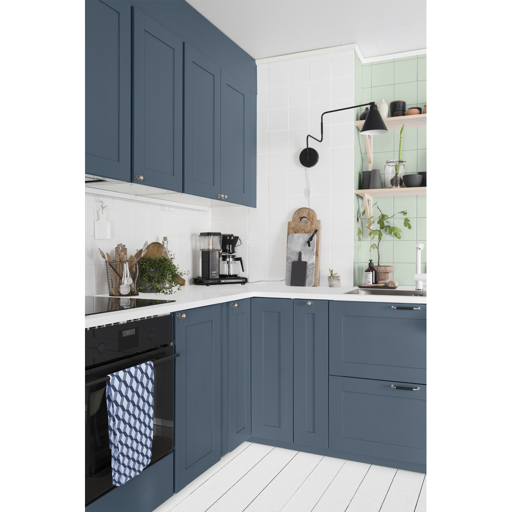 Maison Deco Refresh Kitchen Cupboards and Surfaces Inky Blue Satin Paint 750ml Image 5