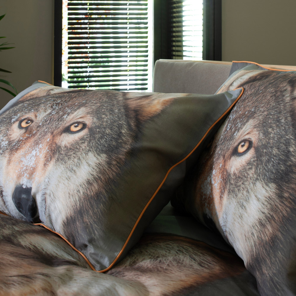Deyongs Double Single Wolf Duvet Set Image 2