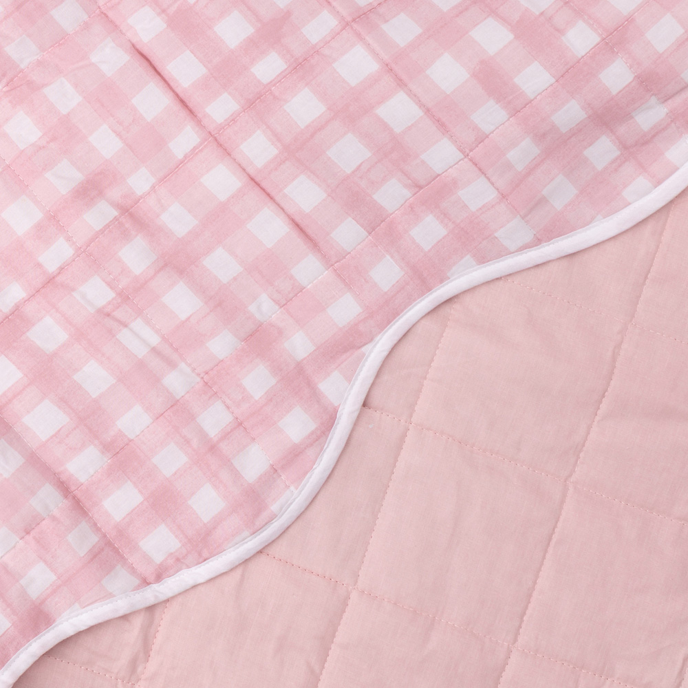 Furn Pink Scallop Quilted Bedspread 265 x 265cm Image 4