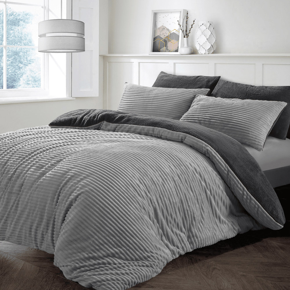 Velosso Double Silver Plush Cord Duvet Set Image 1