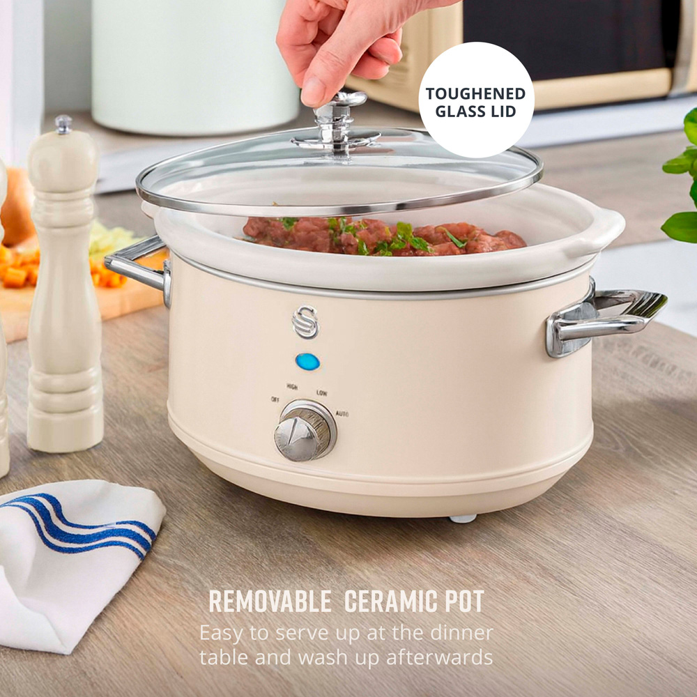 Swan Retro Cream 3.5L Slow Cooker Image 6