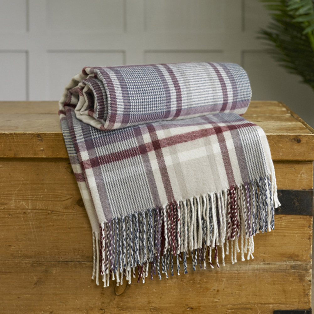 The Lyndon Company Malvern Check Acrylic Throw 140 x 185cm Image 2