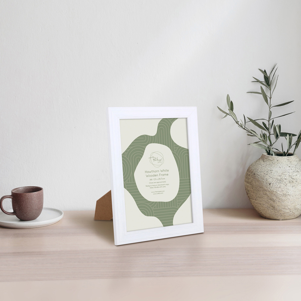 Hawthorn Wooden Plain Photo Frame White A4 Image 2