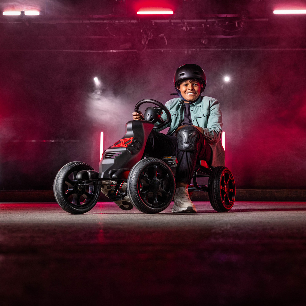Xootz Venom Pedal Go Kart Red and Black Image 2