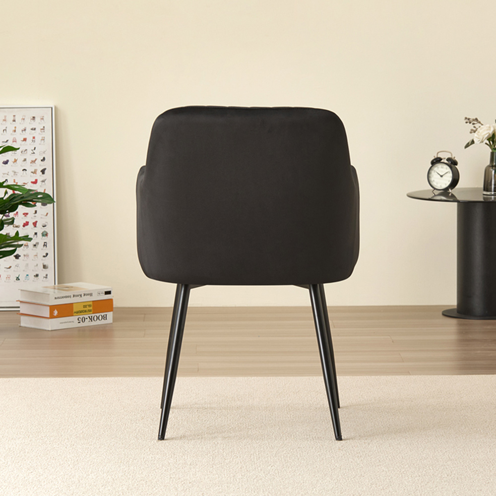 Indoor Living New York Charlotte 4 Seater Round Dining Set Black Image 8