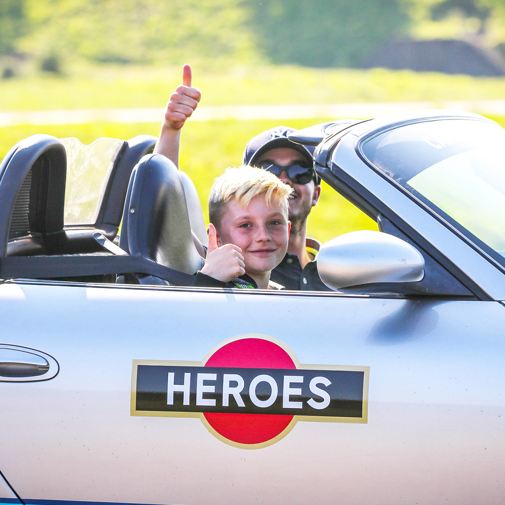Activity Superstore Kids Triple Supercar Drive Gift Experience Image 5