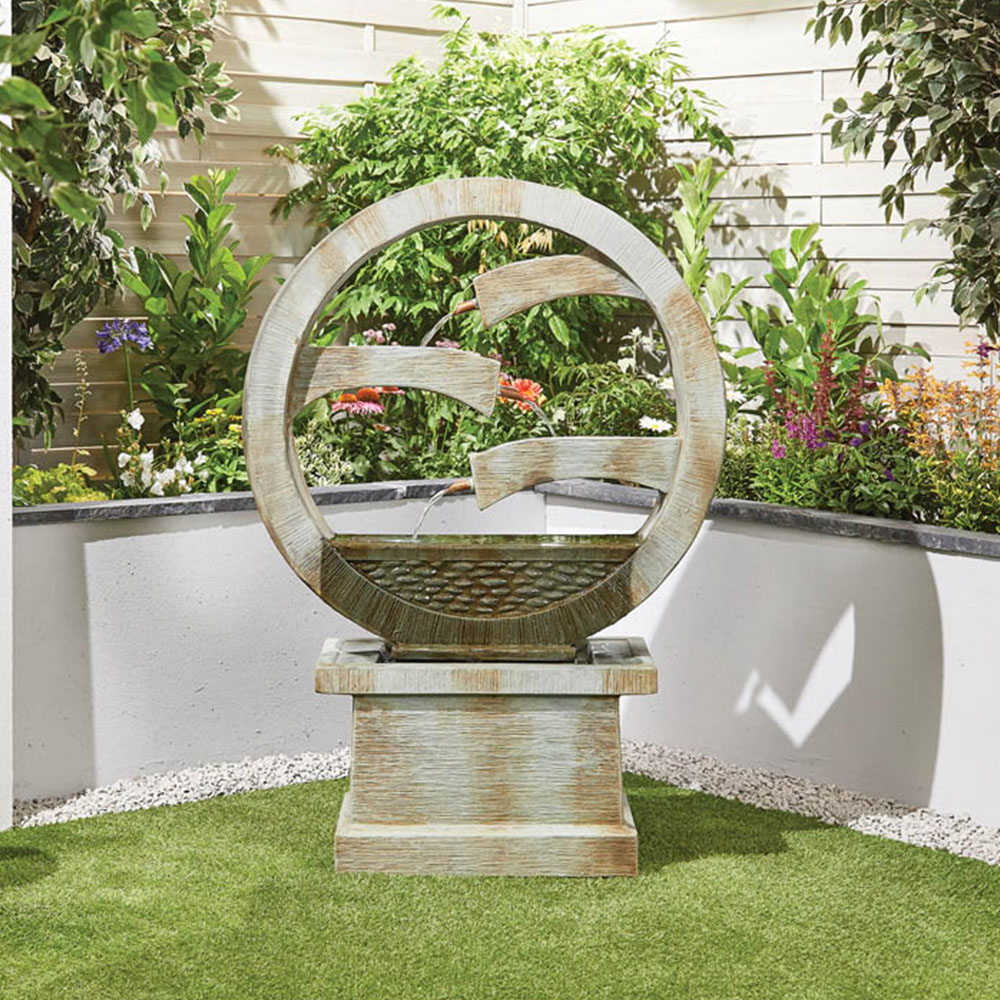 Stylish Fountain Tranquil Spills Water Feature Image 2