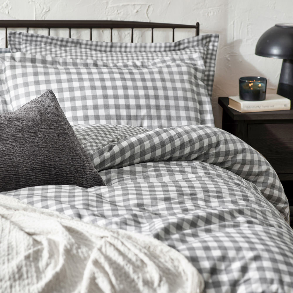 Yard Barton Double Grey Check Printed 144 Thread Count Duvet Cover and Pillowcase Set Image 2