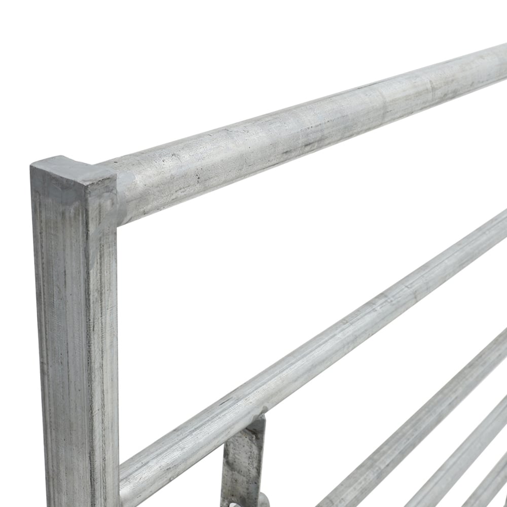 Living and Home 7 Bar Half Mesh Galvanised Metal Multipurpose 8ft Field Gate Image 3