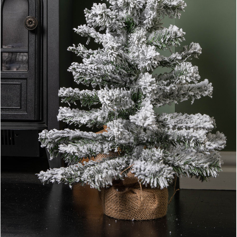 Samuel Alexander Mini Imperial Snow Flocked Christmas Tree in Burlap Base 60cm Image 3