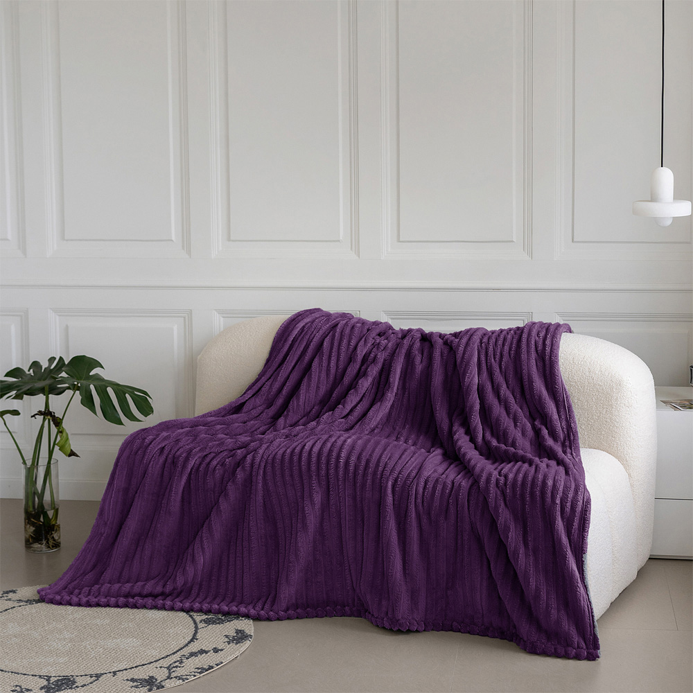 Velosso Bellissima Aubergine Plush Throw 200 x 240cm Image 2