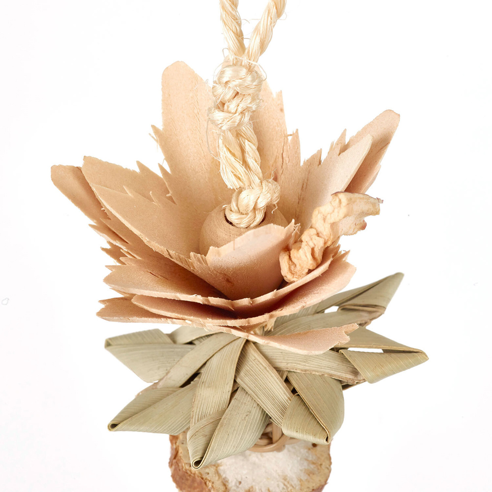 Naturals Rustling Rose Hanging Bird Toy Image 2