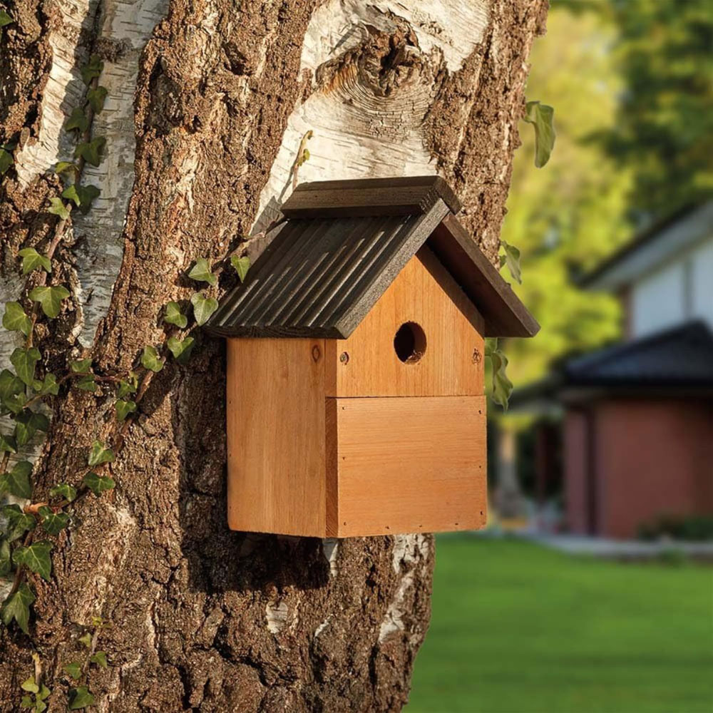Happy Beaks Multi-Purpose Squirrel-Proof Design Nest Box Image 2