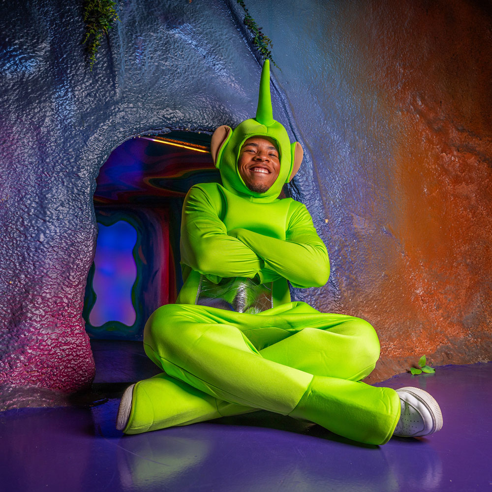 Teletubbies Dipsy Adult Costume Standard Image 5