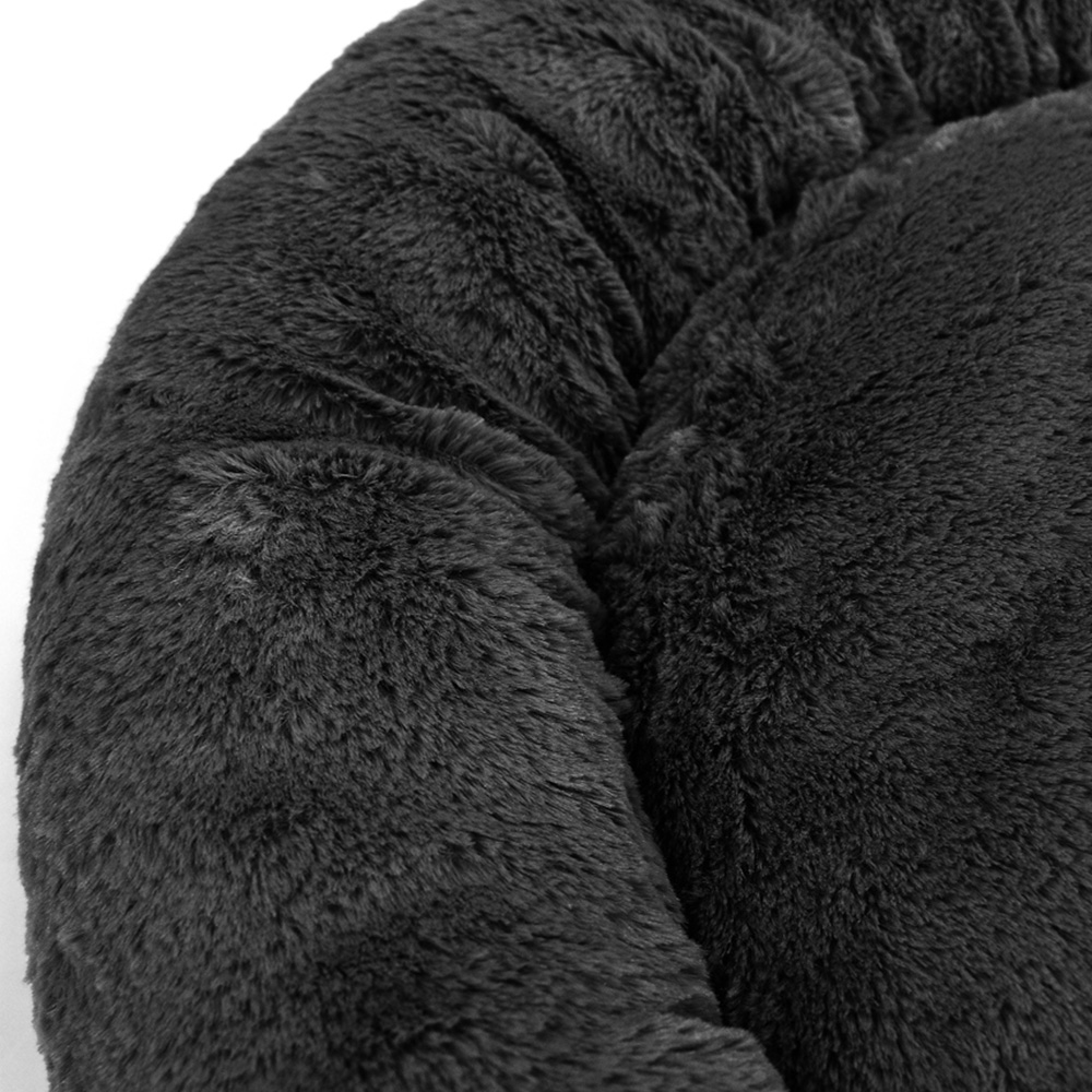 Petwinks Small Charcoal Snug Faux Fur Round Pet Bed Image 2