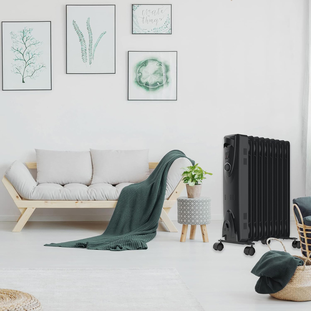 Mylek Black Oil Filled Heater 2000W Image 3