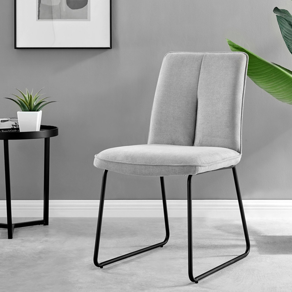 Furniturebox Arona Harley 6 Seater Round Dining Set Light Grey and Black Image 4