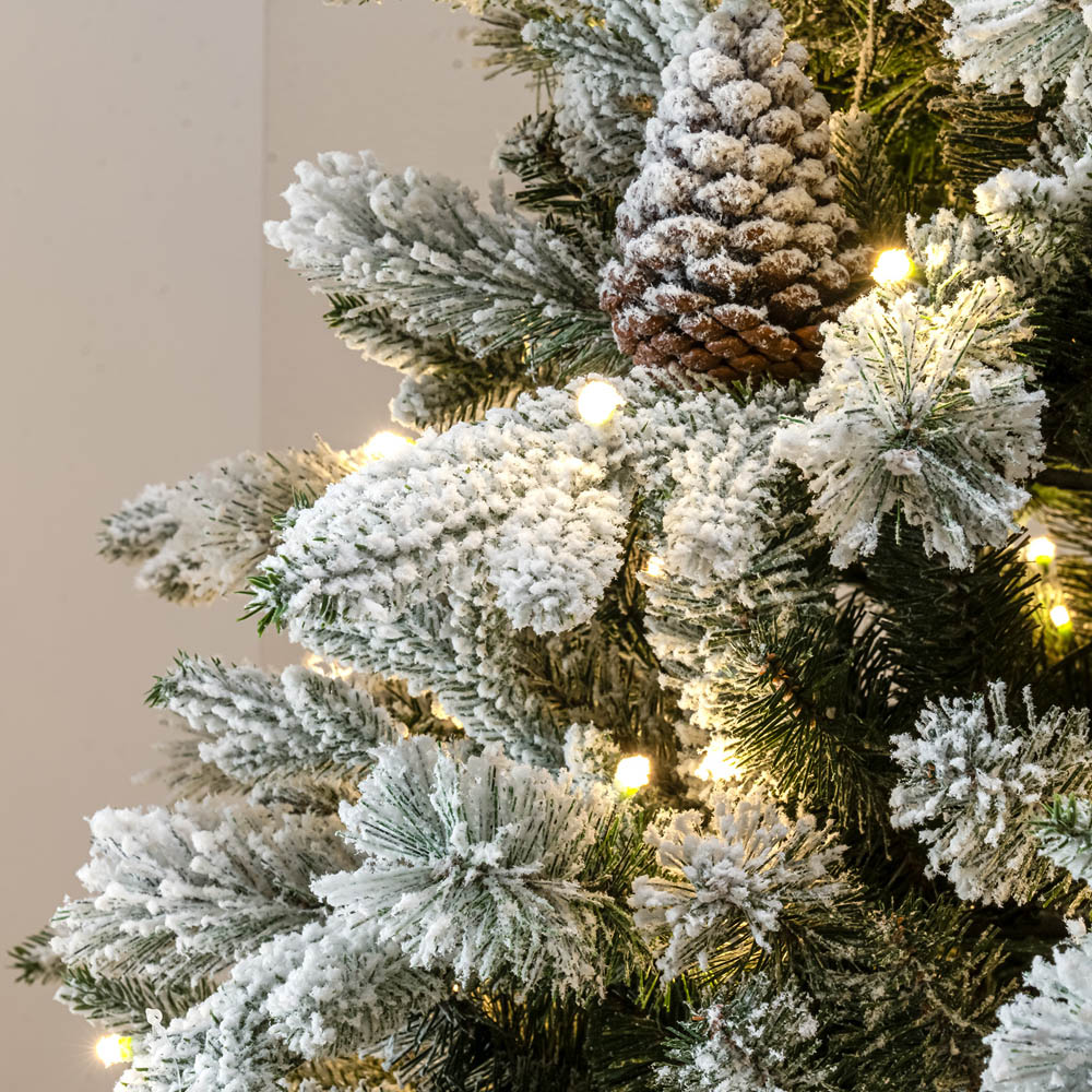 The Christmas Centre Pre-Lit Kensington Fir Artificial Frosted Xmas Tree 4.5ft Image 6
