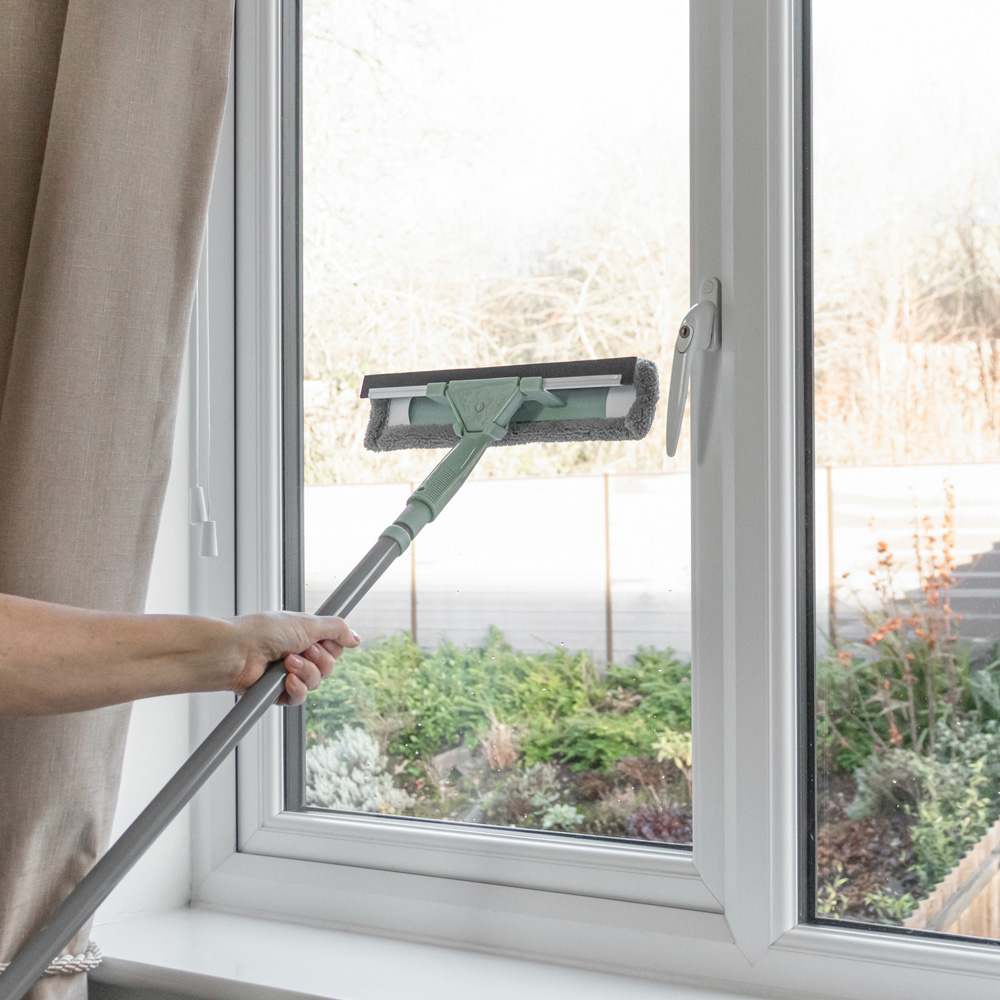 JVL Cleaning 3-in-1 Grey Extendable Microfibre Window Cleaner Image 2