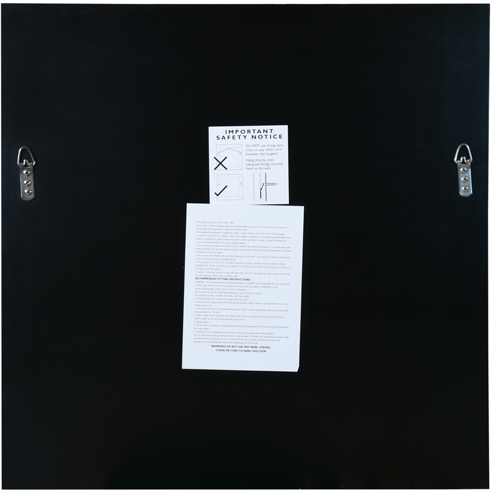 MirrorOutlet The Moderni Bevelled Wall Mirror 60 x 60cm Image 4